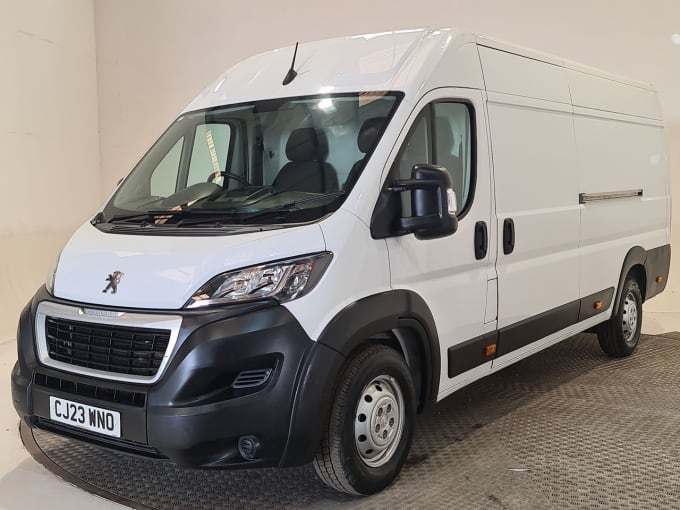 2025 Peugeot Boxer