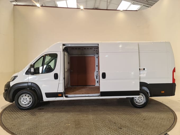 2025 Peugeot Boxer