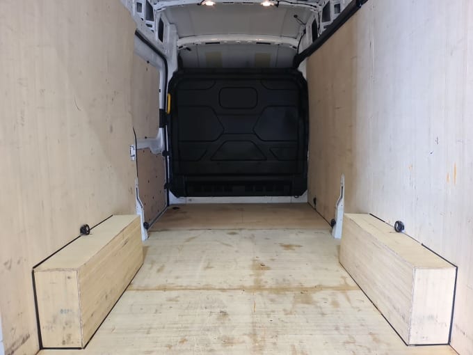 2025 Ford Transit