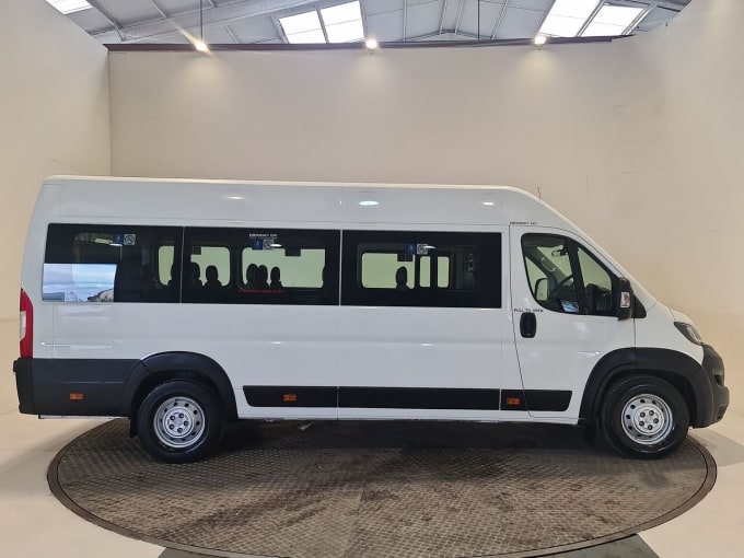 2025 Peugeot Boxer