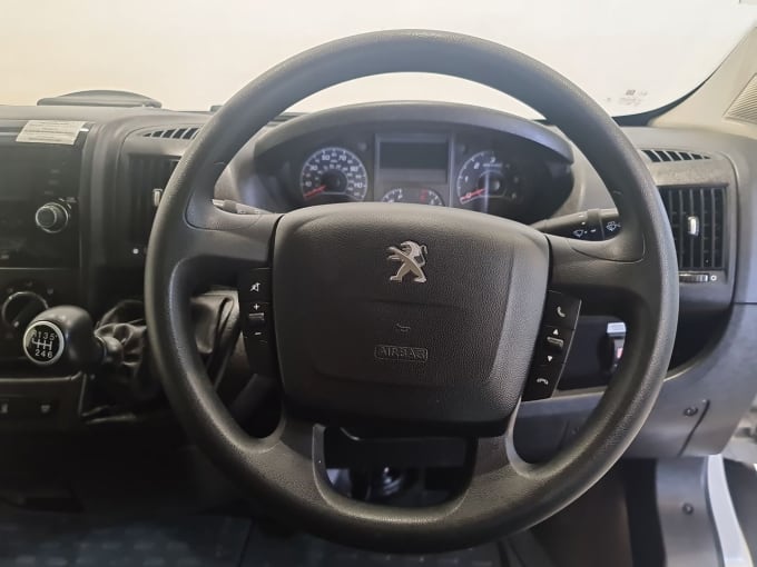 2025 Peugeot Boxer
