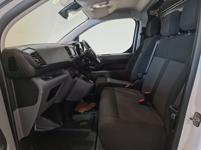 2025 Vauxhall Vivaro