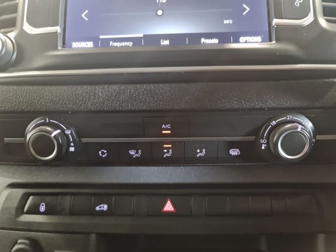 2025 Vauxhall Vivaro