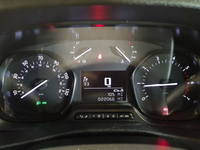 2025 Vauxhall Vivaro