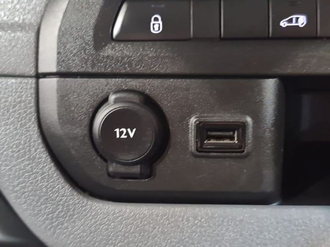 2025 Vauxhall Vivaro