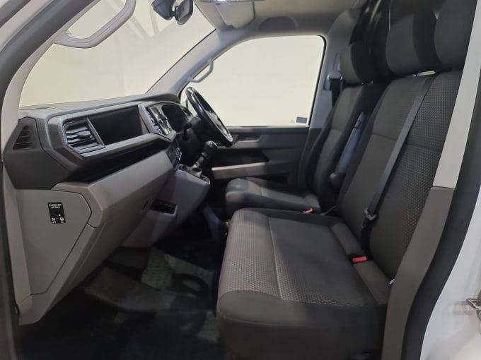 2025 Volkswagen Transporter