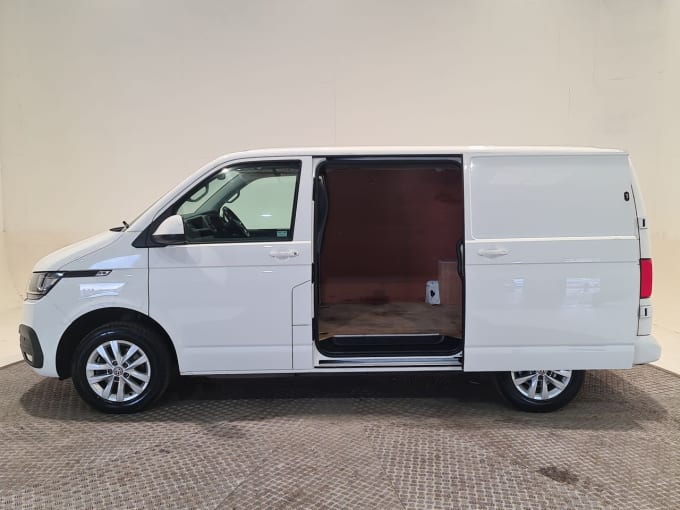 2025 Volkswagen Transporter