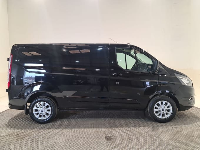 2025 Ford Transit Custom