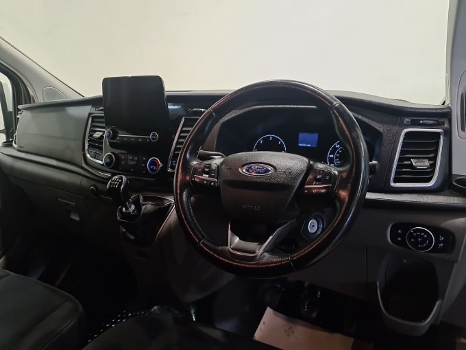 2025 Ford Transit Custom