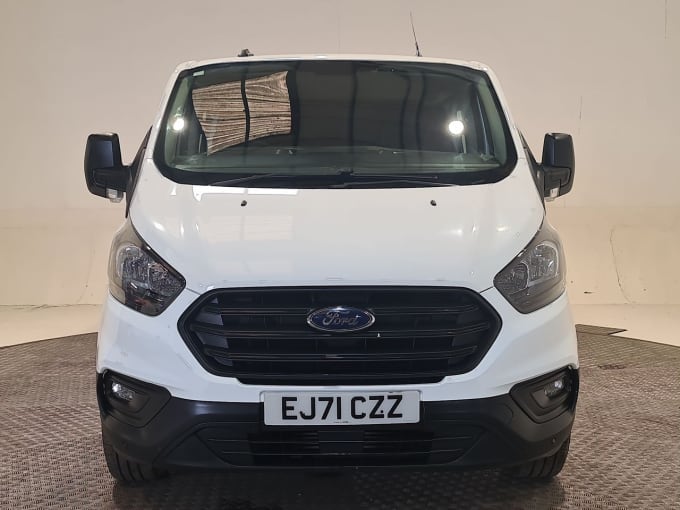 2025 Ford Transit Custom