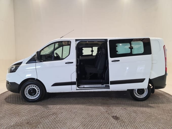 2025 Ford Transit Custom