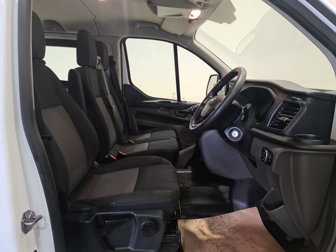 2025 Ford Transit Custom