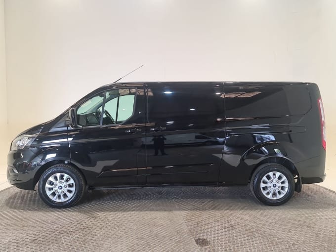 2025 Ford Transit Custom