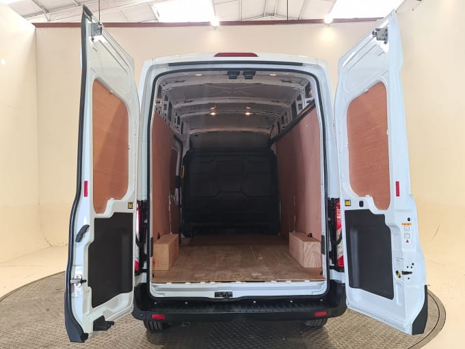 2025 Ford Transit