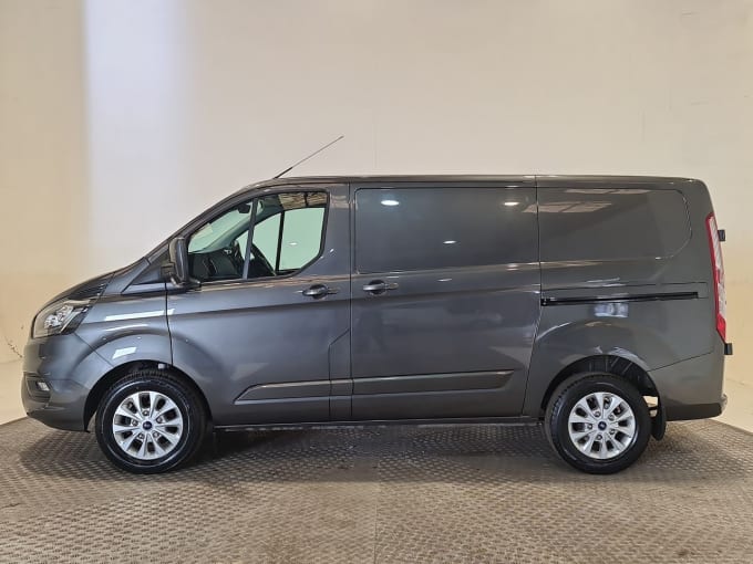 2025 Ford Transit Custom