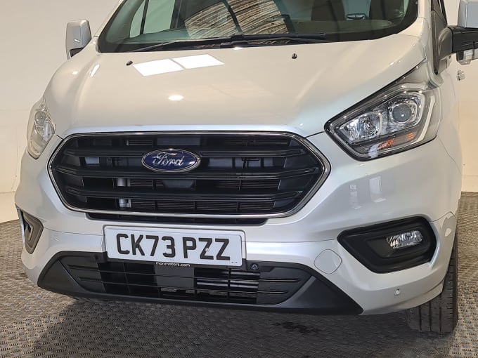 2025 Ford Transit Custom