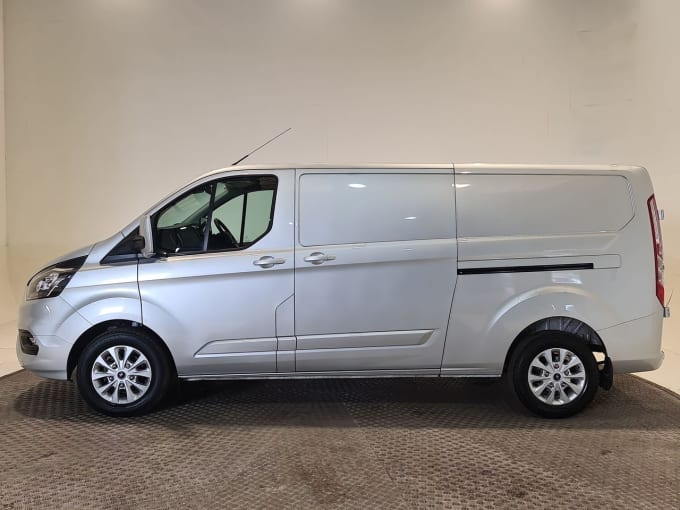 2025 Ford Transit Custom