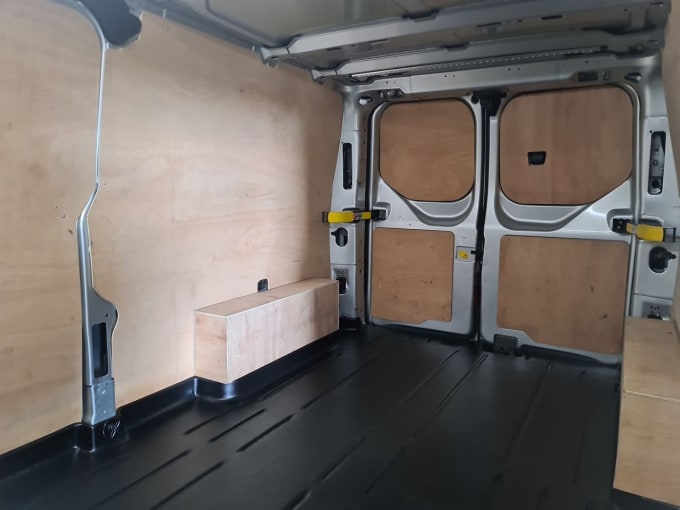 2025 Ford Transit Custom