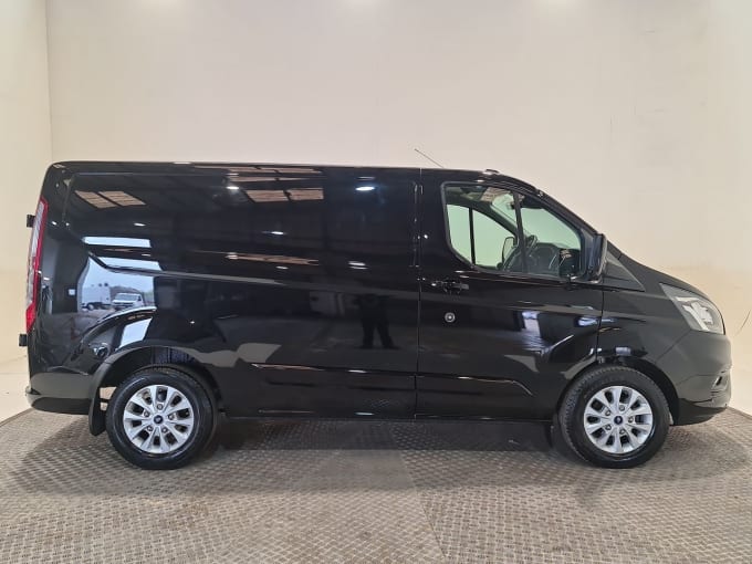 2025 Ford Transit Custom