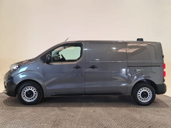 2025 Peugeot Expert