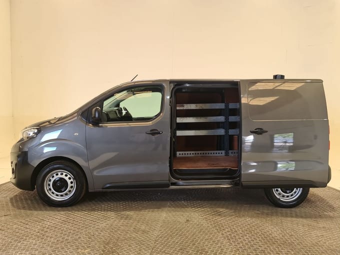 2025 Peugeot Expert