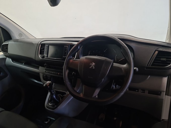 2025 Peugeot Expert