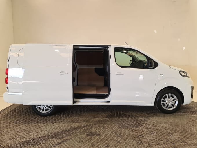 2025 Vauxhall Vivaro