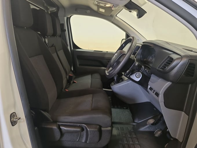 2025 Vauxhall Vivaro