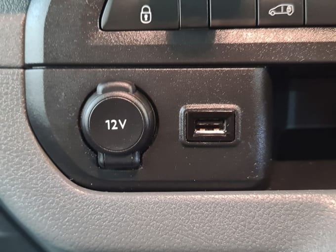 2025 Vauxhall Vivaro