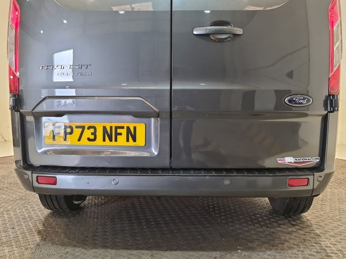 2025 Ford Transit Custom