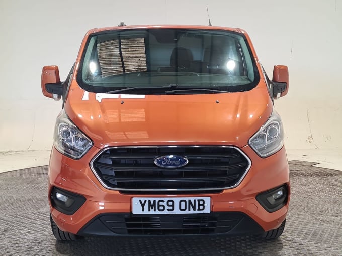 2025 Ford Transit Custom