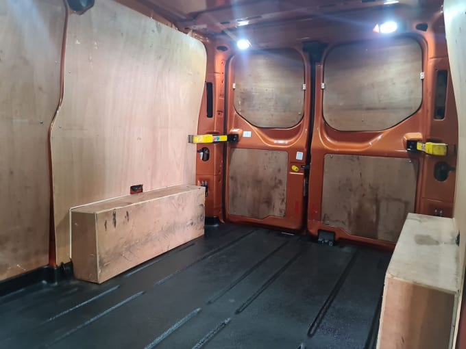 2025 Ford Transit Custom
