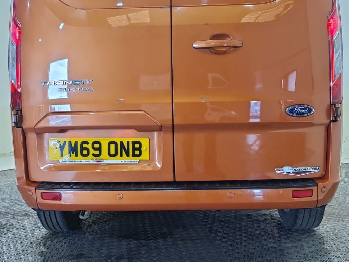 2025 Ford Transit Custom