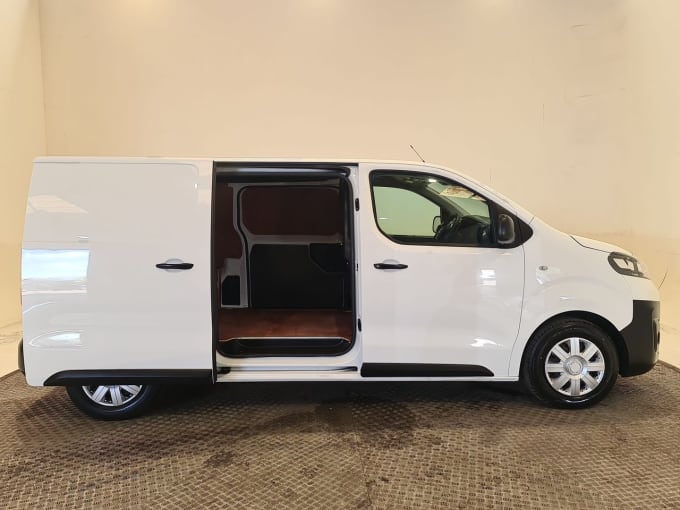 2025 Vauxhall Vivaro
