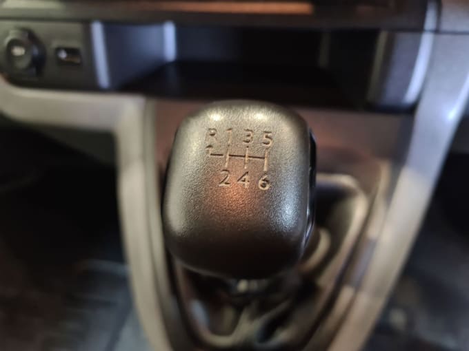 2025 Vauxhall Vivaro
