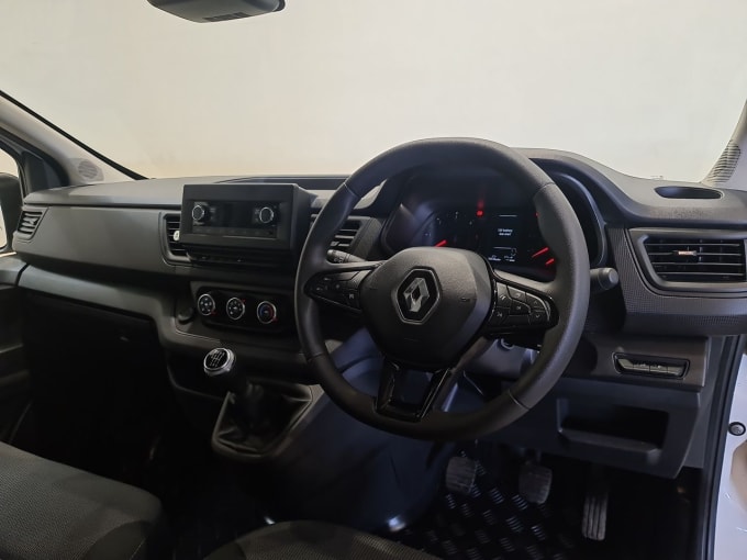 2025 Renault Trafic