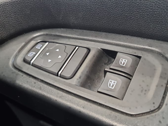 2025 Renault Trafic