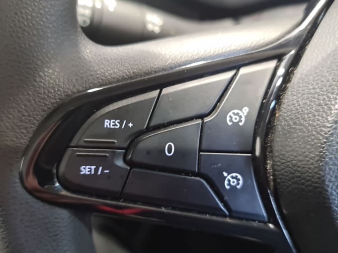 2025 Renault Trafic