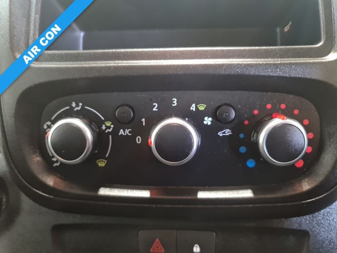 2025 Renault Trafic