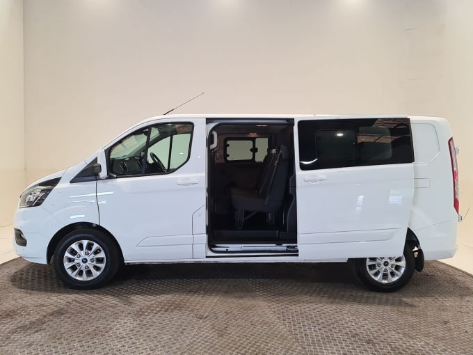 2025 Ford Transit Custom