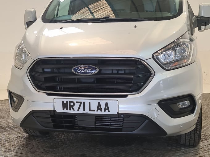 2025 Ford Transit Custom