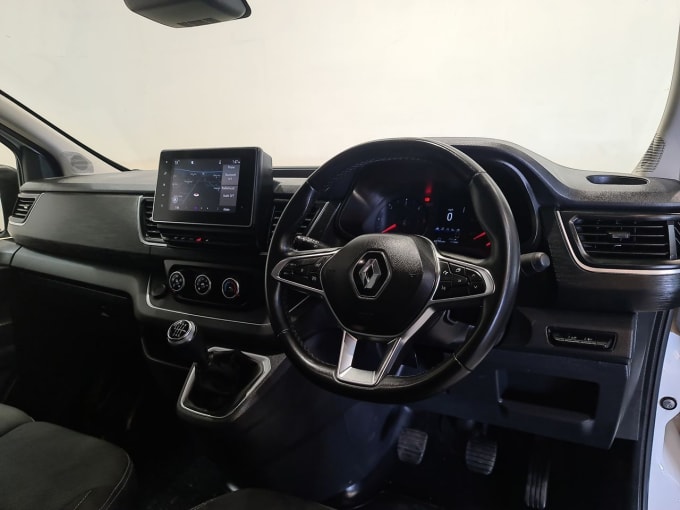 2025 Renault Trafic