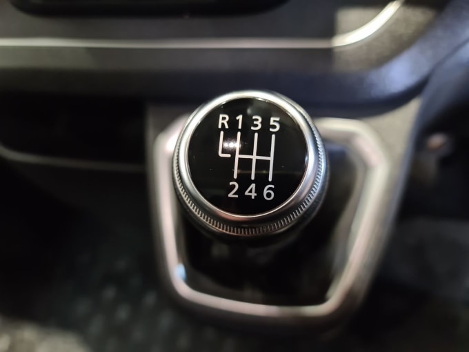 2025 Renault Trafic