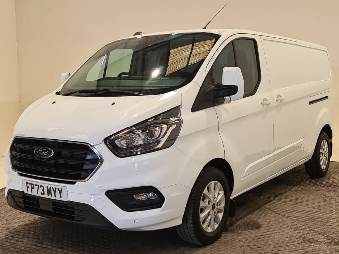 2025 Ford Transit Custom