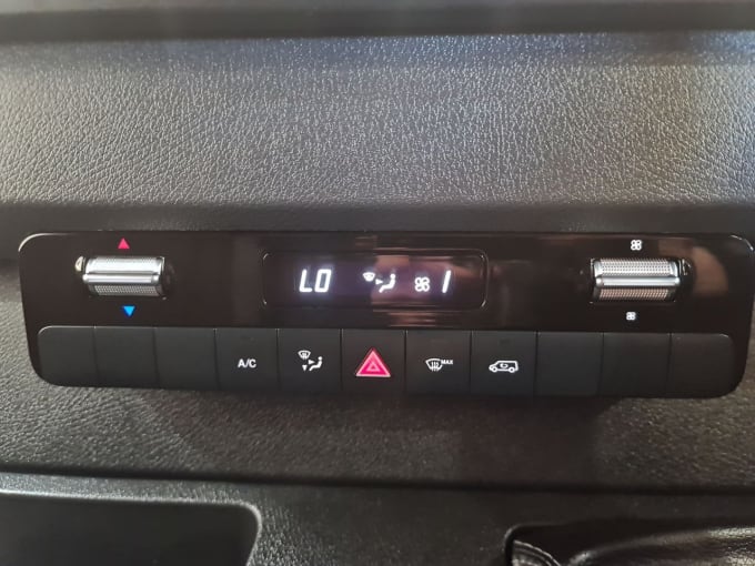 2025 Mercedes-benz Sprinter