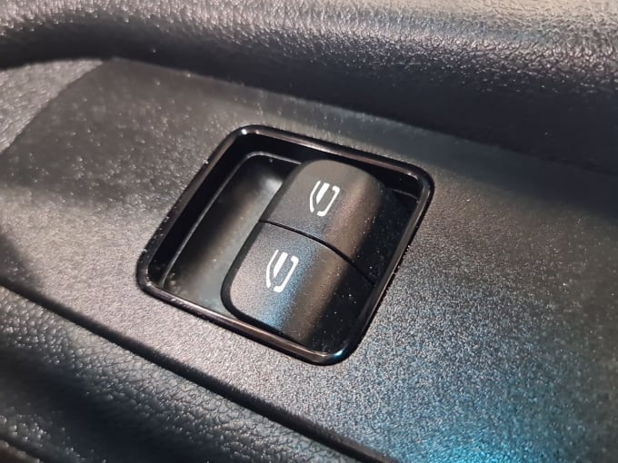 2025 Mercedes-benz Sprinter