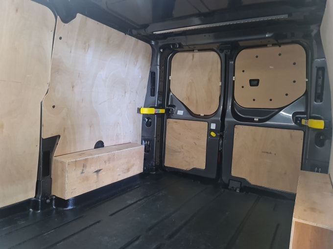 2025 Ford Transit Custom