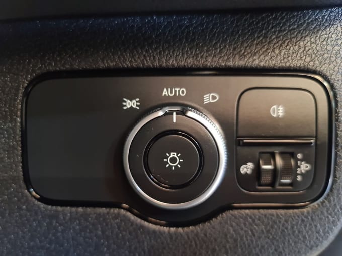 2025 Mercedes-benz Sprinter
