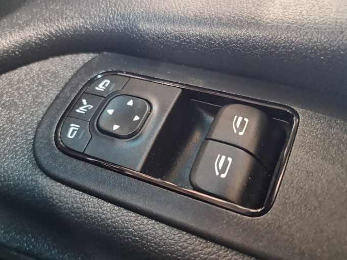 2025 Mercedes-benz Sprinter