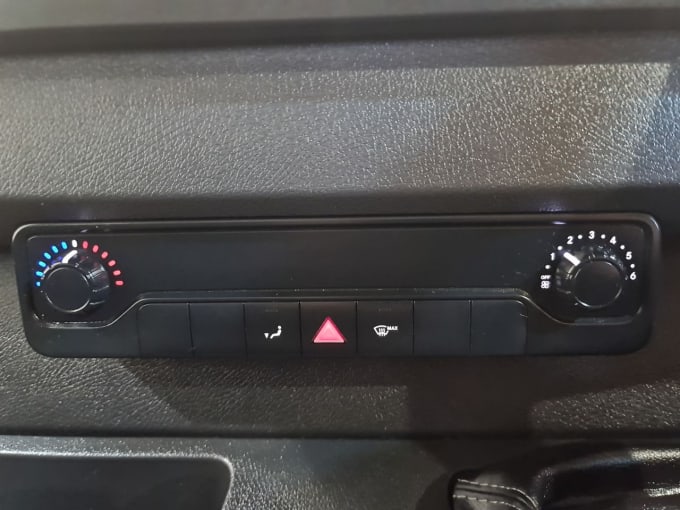 2025 Mercedes-benz Sprinter